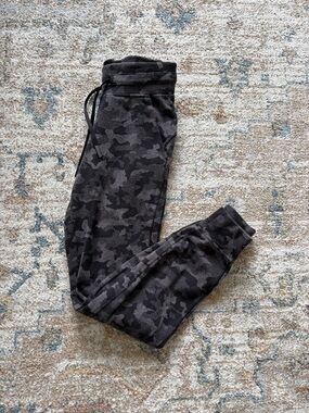 Ready to Rulu Joggers - LuluLemon